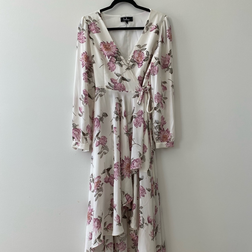Lulus Wrap Dress with Flowers 🌸